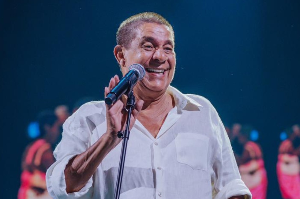 ZECA PAGODINHO TORNA-SE EMBAIXADOR DA CULTURA DE DUQUE DE CAXIAS